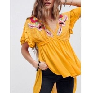 🎉HOST PICK🎉 Free People✨NEW Fiesta Nueva Top ✨
